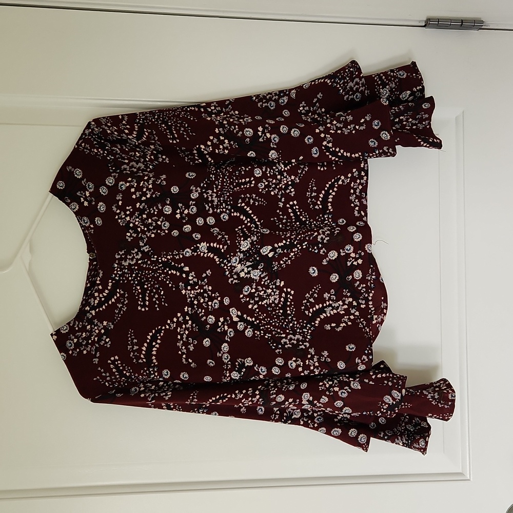 Floral crop top blouse
